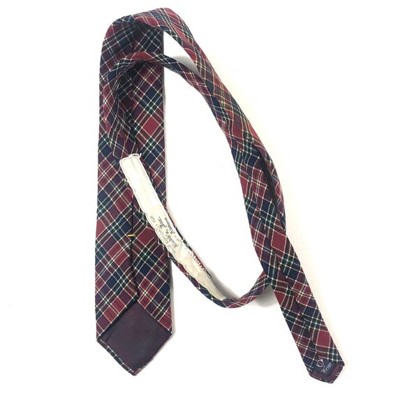 Vintage Briar All-Wool Scotland Tartan Plaid Neck Tie Red Navy Green Rare - Picture 8 of 9